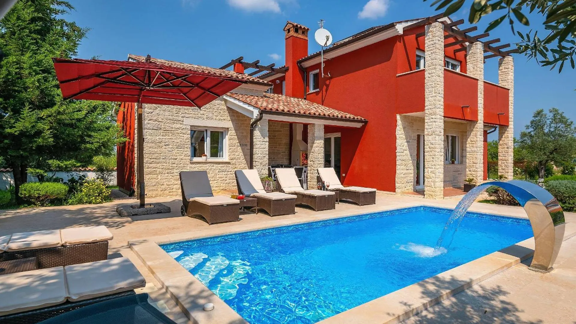 Villa Delle Rondini With Private Wellness Hreljići